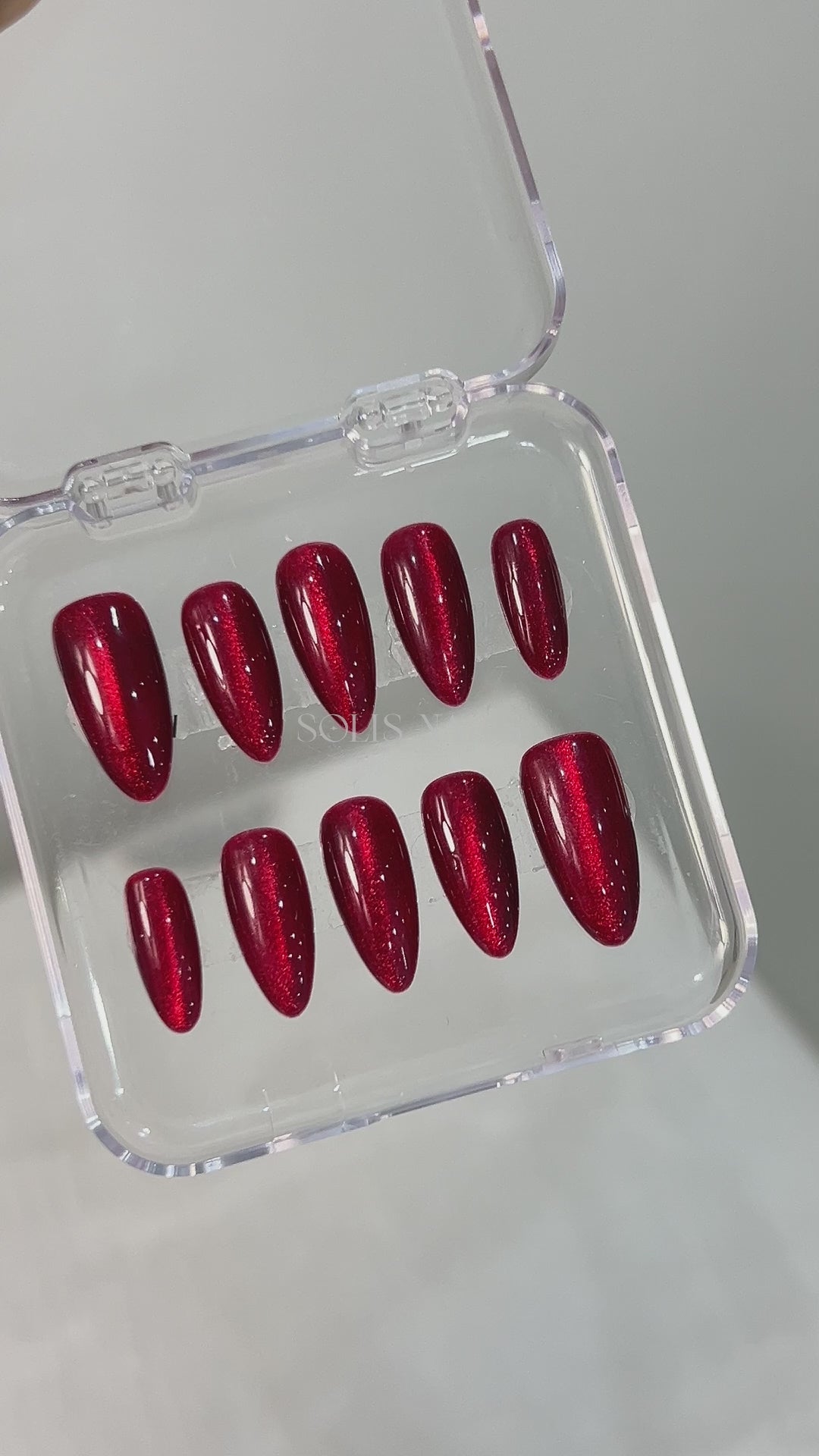 Load video: Velvet Ruby