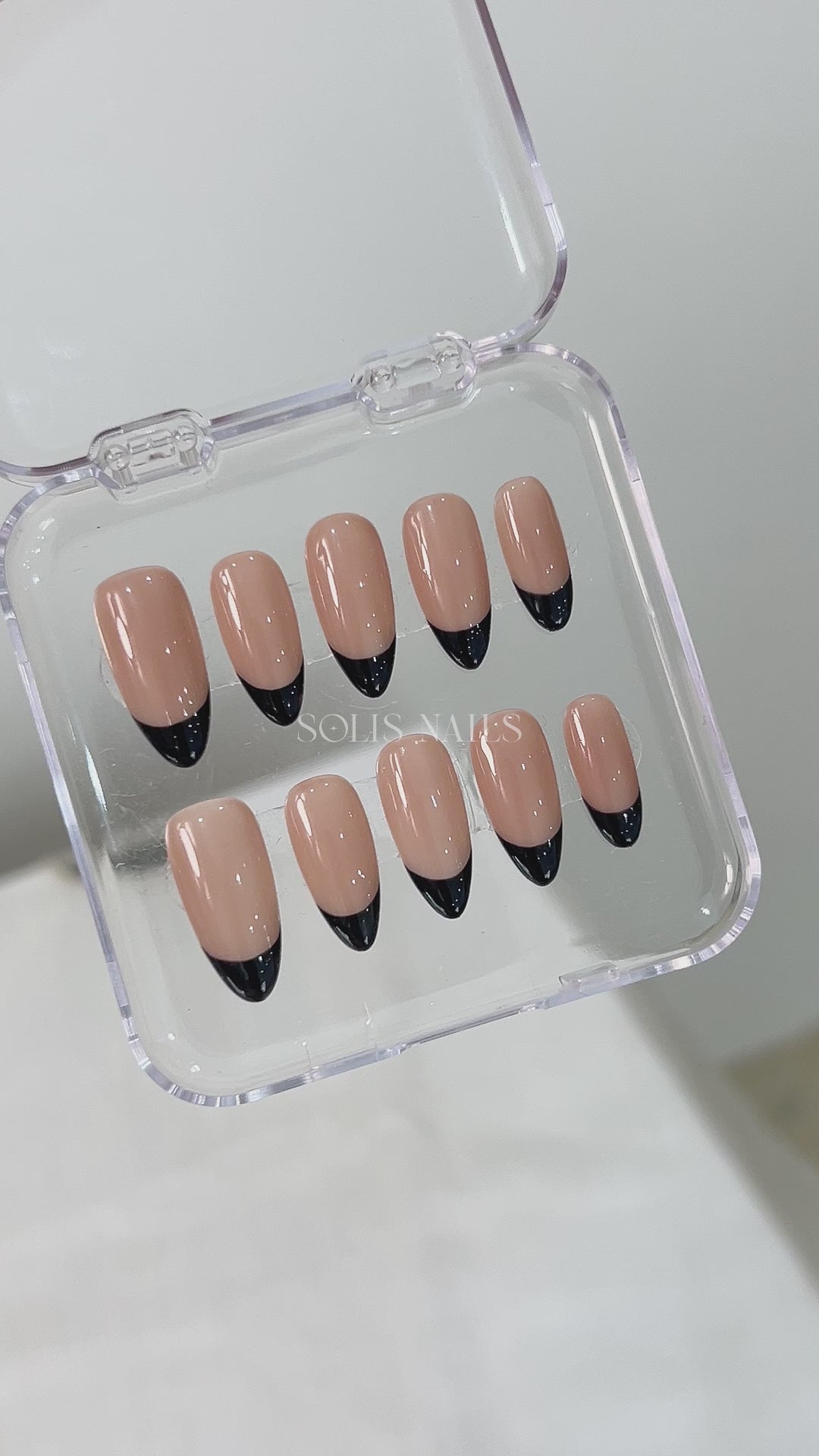 Nude Black Tips
