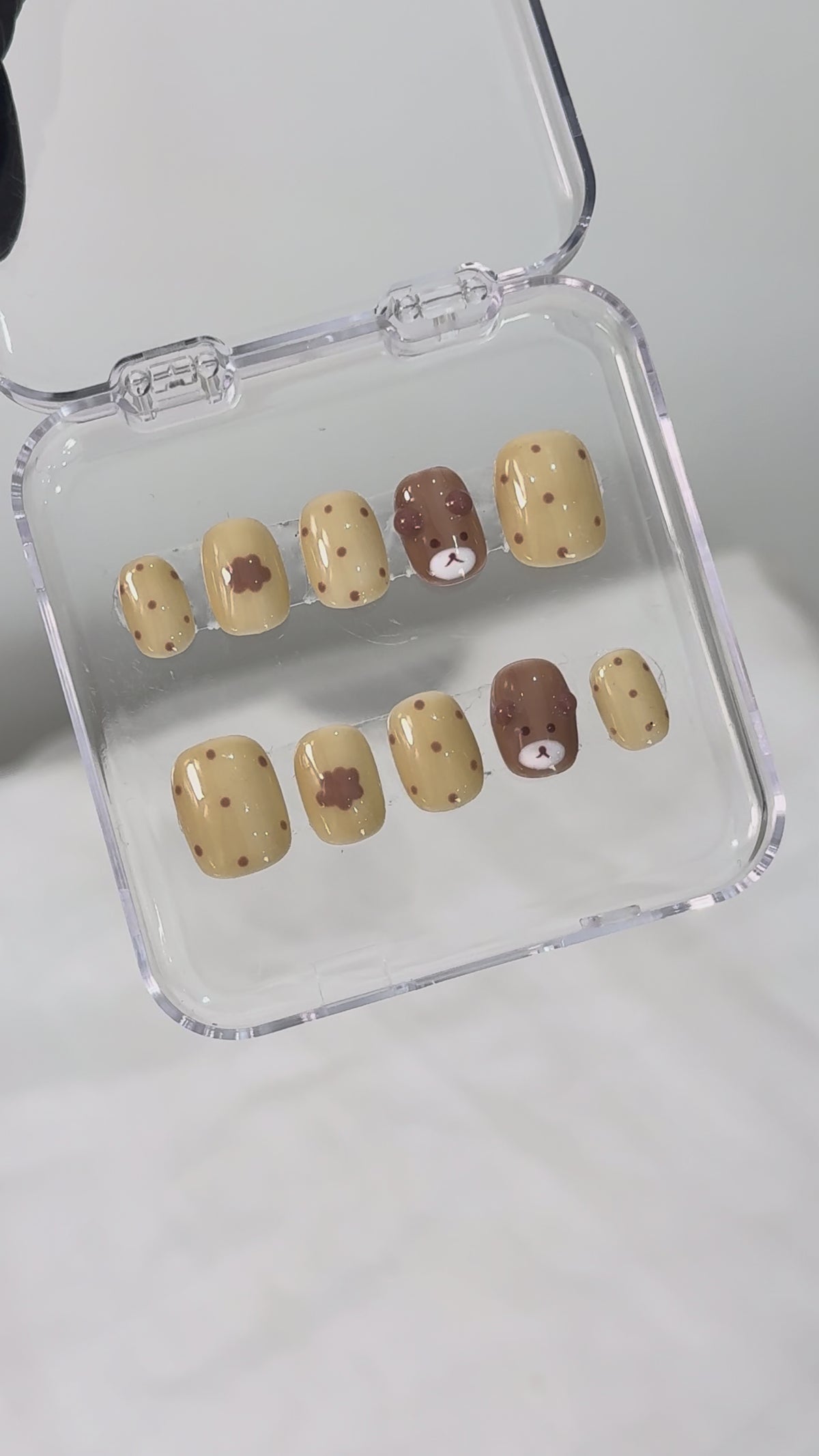 Load video: Honey Bear