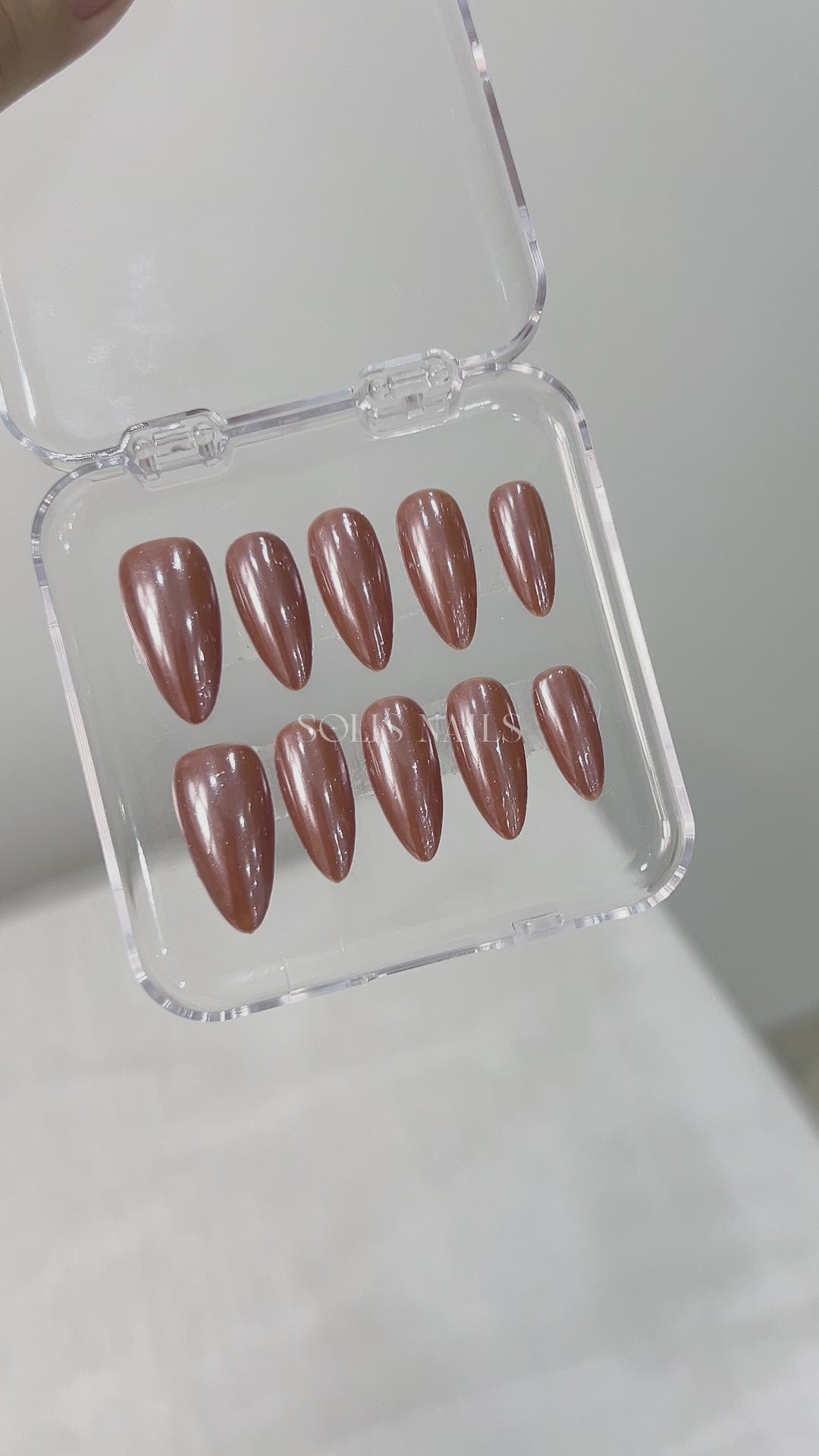 Load video: Cocoa Glaze