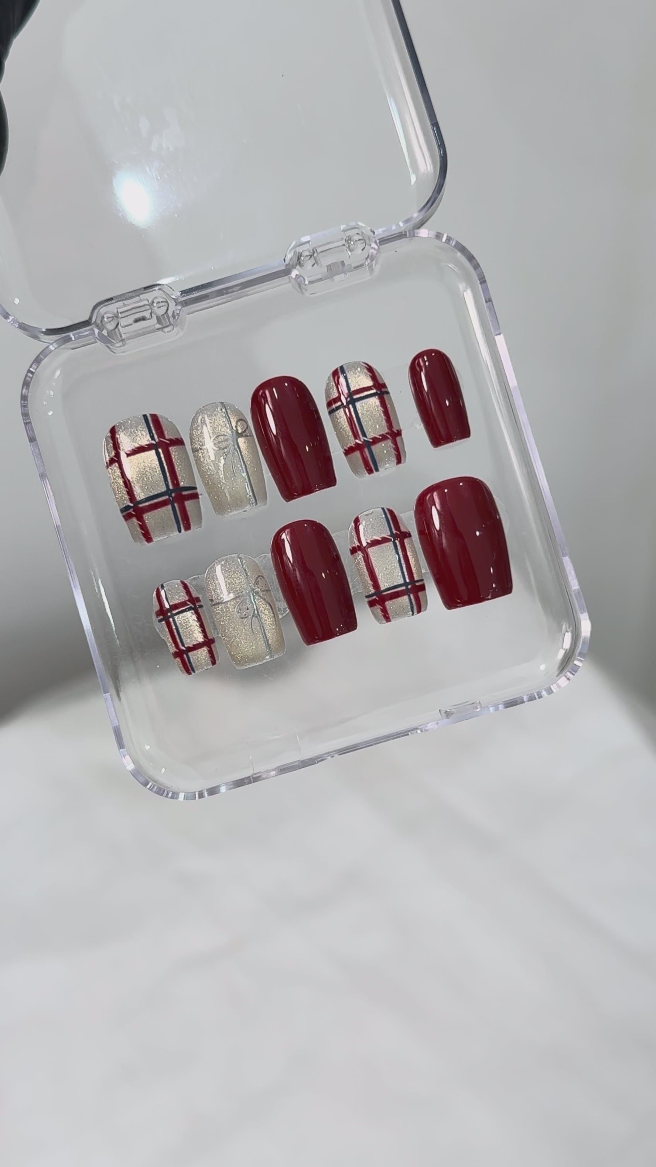 Plaid Parcel