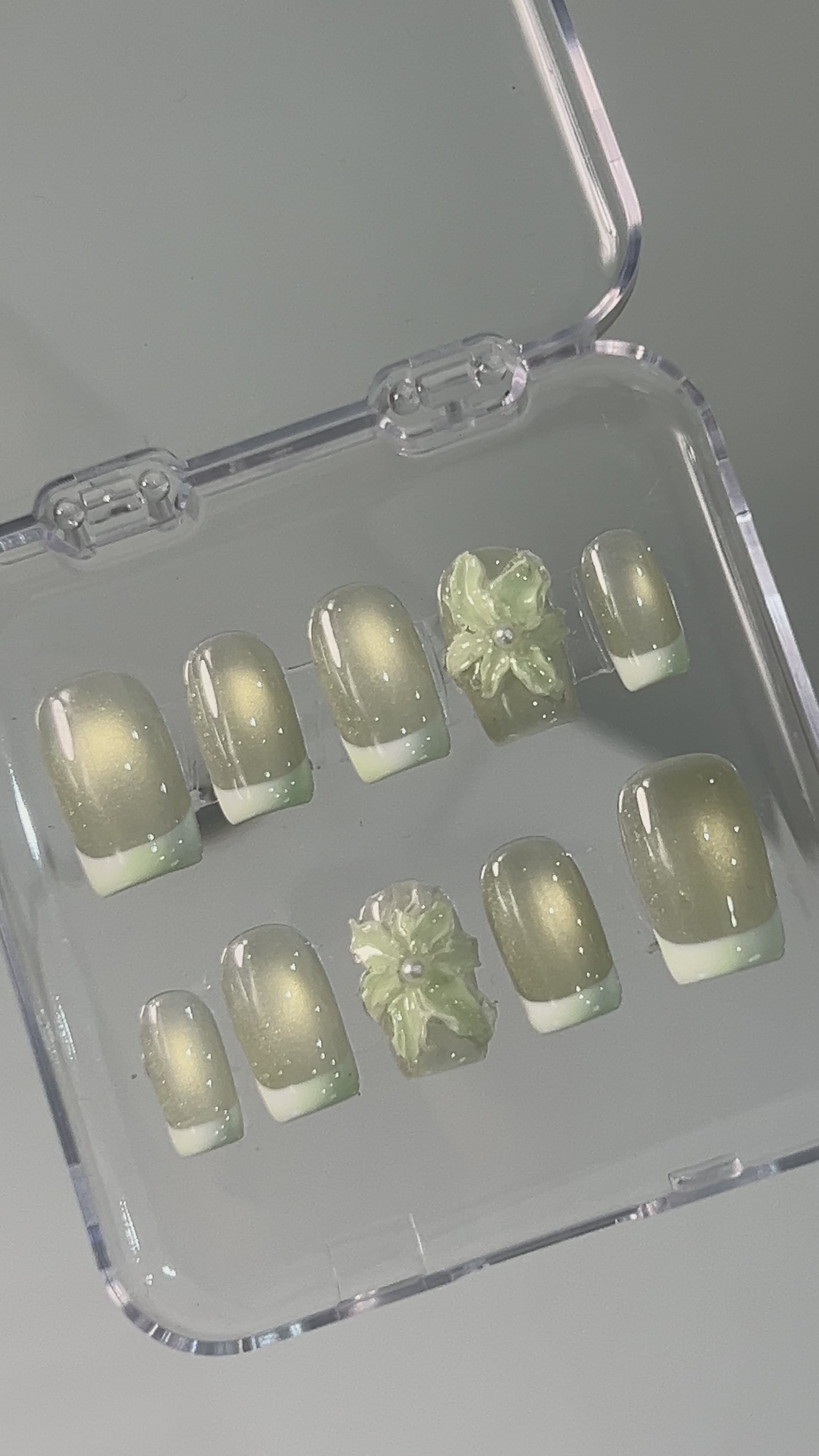 Sage Pearl French