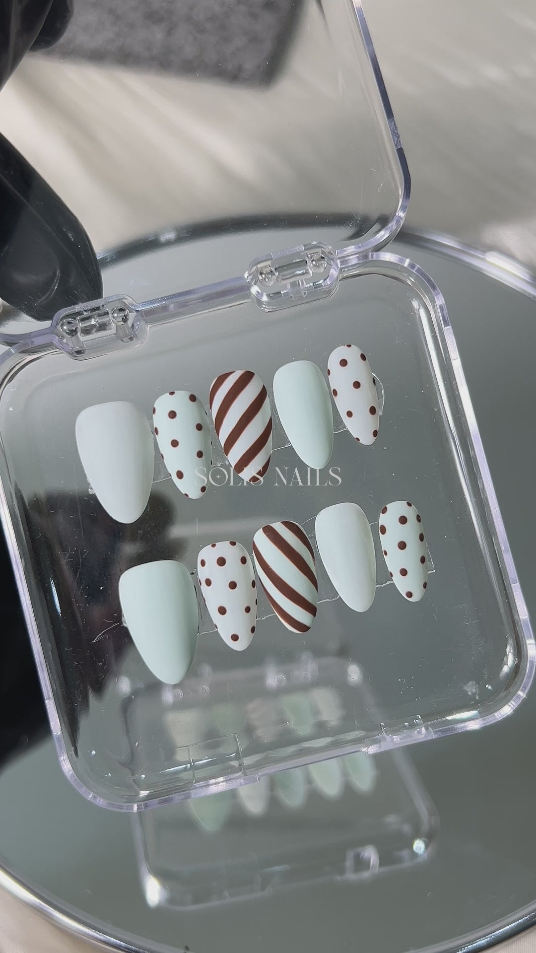 Load video: Icy Mocha Mix